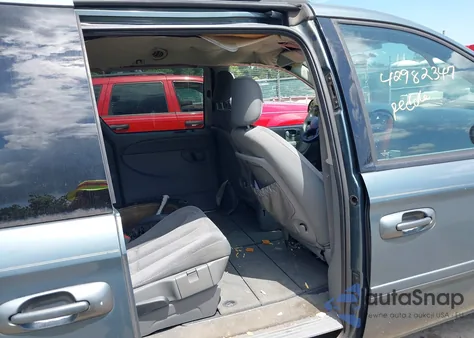 2006 Chrysler Town & Country Lx из США, поврежденный, VIN 2A4GP44R46R687731